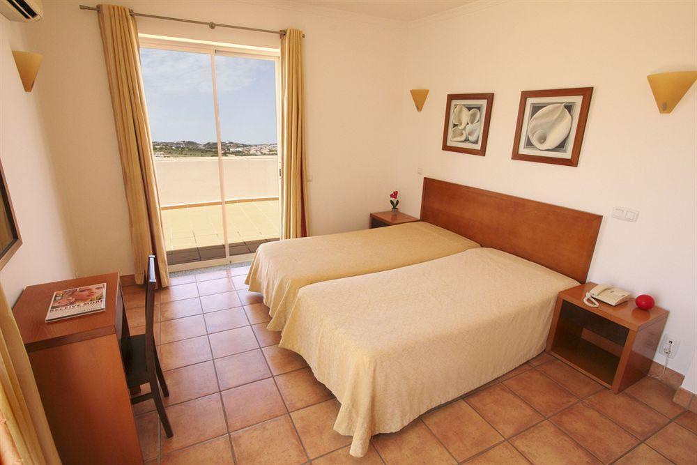 לאגוּ‏ש Vila Mos - Beach Resort מראה חיצוני תמונה